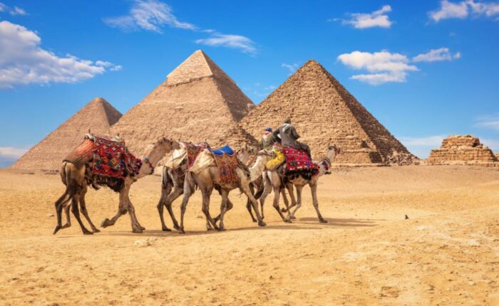 giza pyramids